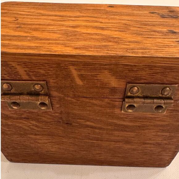 Vtg Globe-Wernicke No. 83 C Recipe Box 5.5x4x3" Wood Hinge Lid - Picture 3 of 5
